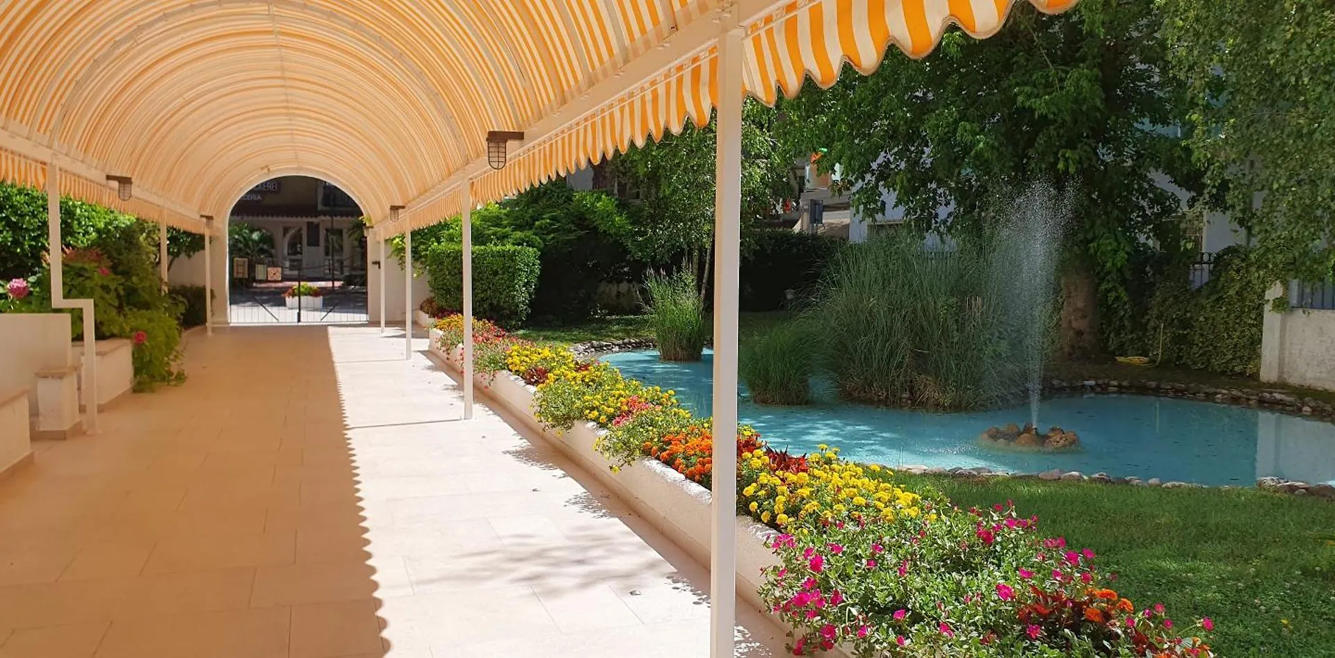 Residence Santa Fe' Τζεσόλο Λίντο